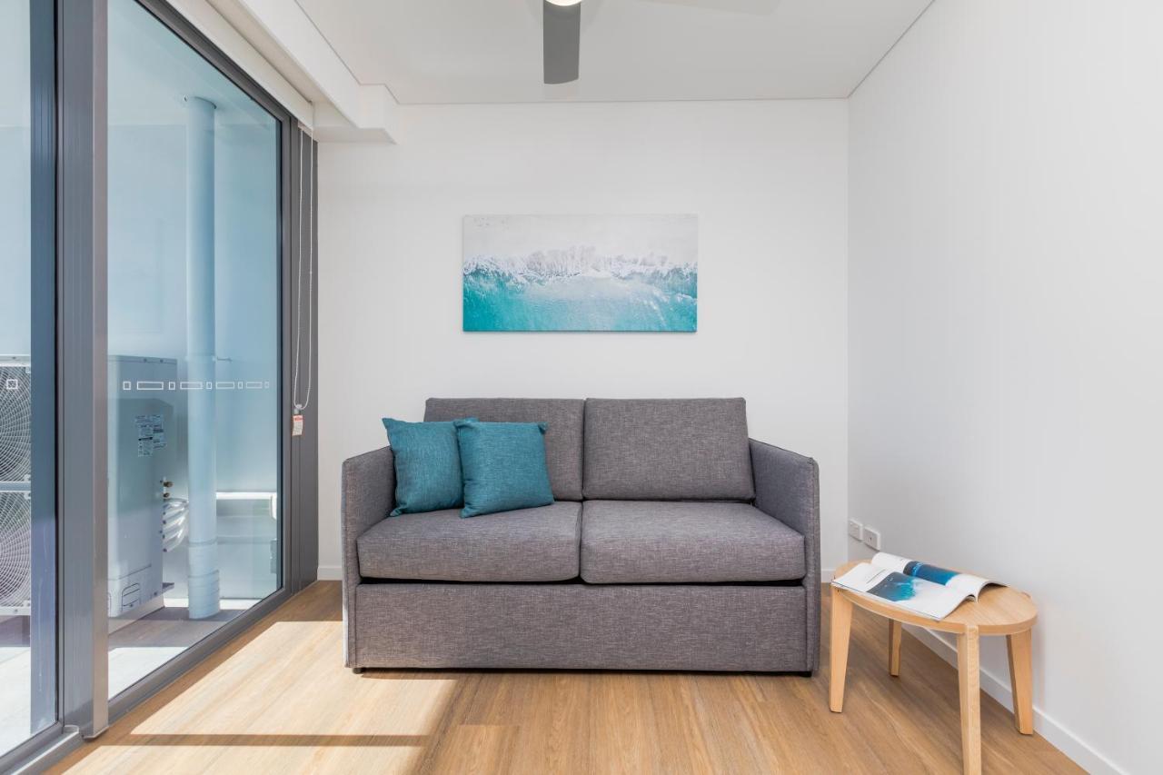 Sky Broadwater Apartments Southport エクステリア 写真