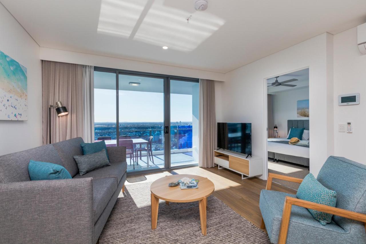 Sky Broadwater Apartments Southport エクステリア 写真